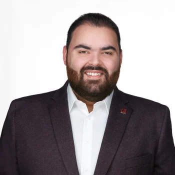 Image of AJ Arwell, Associate